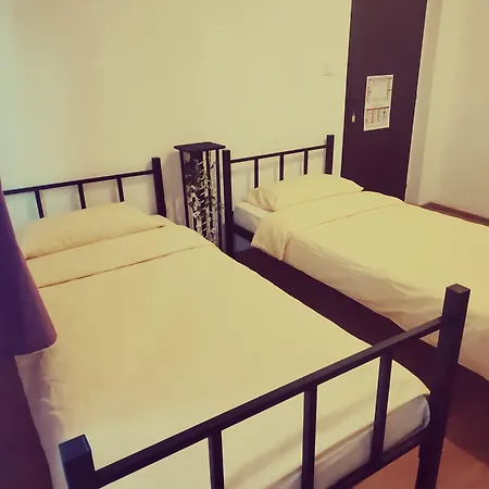 Marinescu 33 3*
